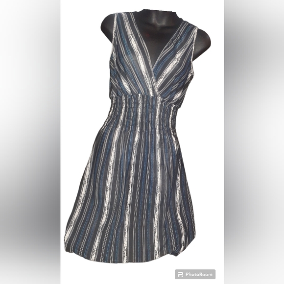 vld Dresses & Skirts - Womens size Small VLD Dress